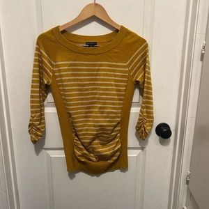 Metaphor Sweater Sz Med Gently Used